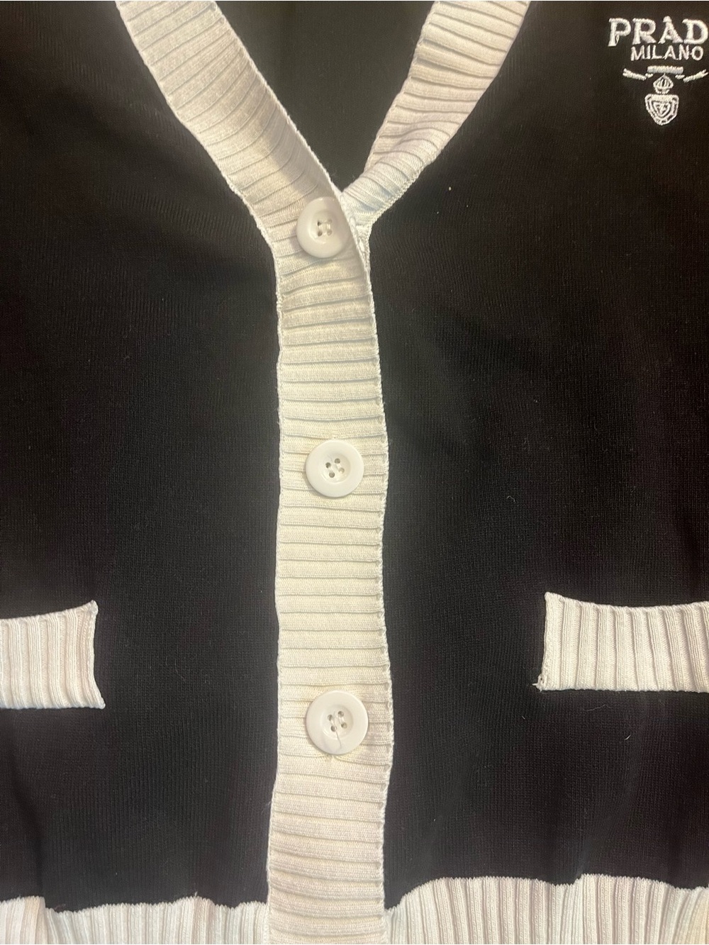 Prada style Short-Sleeve Black Cardigan with White Trim - Picture 7 of 7